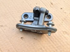 MERCEDES A CLASS W176 PASSENGER NEAR SIDE FRONT TOP UPPER DOOR HINGE A046572