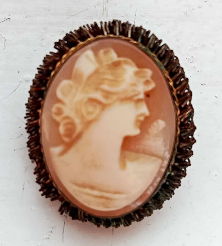 Grand tour brass cameo - grand, brooch