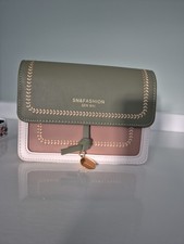 Brand New Clutch Shoulder