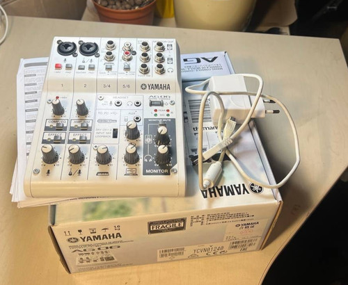 Yamaha ag06 usb mixer - yamaha,