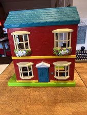 Playhouse Small Without Characters Or Accessories. See Pictures