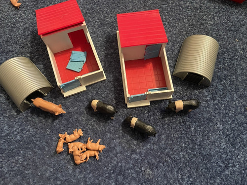 Britains plastic farm toy - farm,