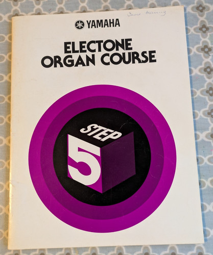 Yamaha electone organ course - electone,
