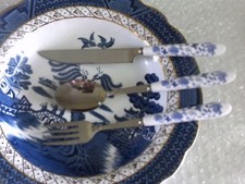 18pcs CUTLERY SET GOES NICE