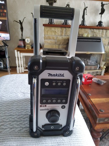 Makita dmr109 dab job - makita, dab/fm