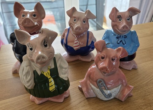 Wade natwest pigs - ,, ,