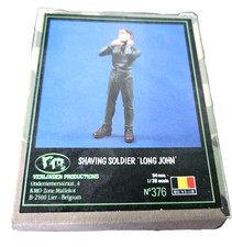 Verlinden Production 1:35 Scale Shaving Soldier Long John V376 Vintage