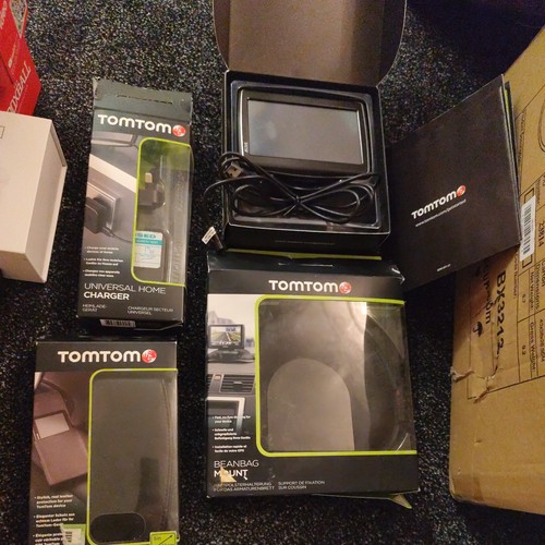 Tomtom live 825 sat - tomtom,