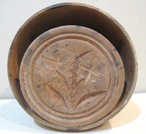 Vintage bell butter mold - bell,