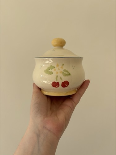 Laura ashley morello - laura, pot
