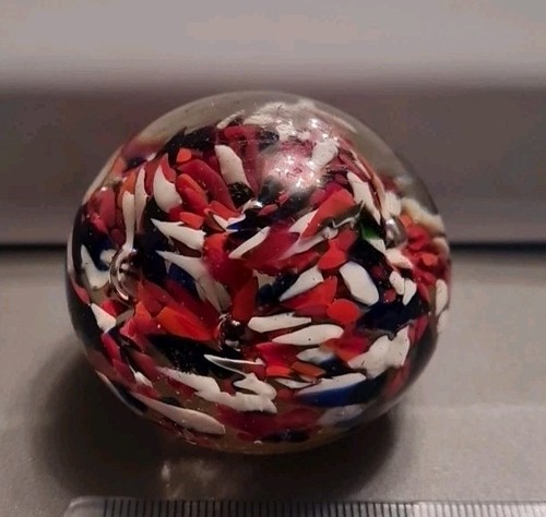 Multicoloured glass - multicoloured,