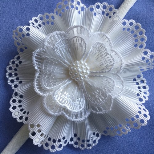 Baby girl pale ivory - pale, pearl