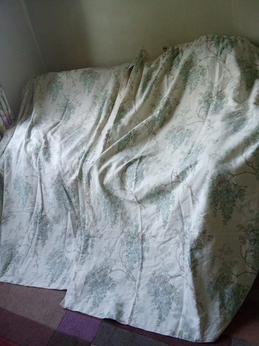Laura ashley wisteria country - laura,