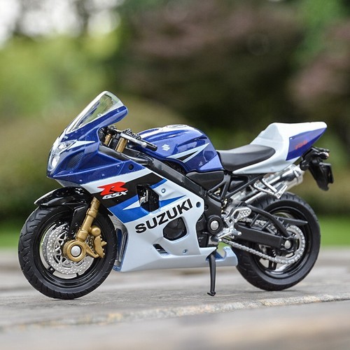 Welly suzuki gsx - 1:18, gsx-r750