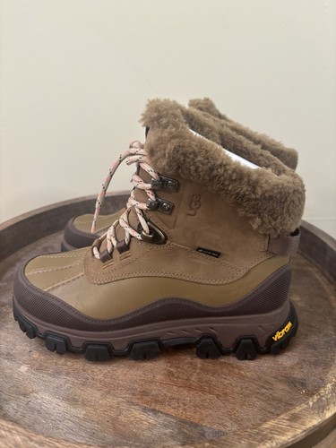 Ugg women adirondack - women's,