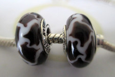 Set of 2 Black & White Masai