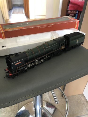 Hornby r2142 britannia - hornby,
