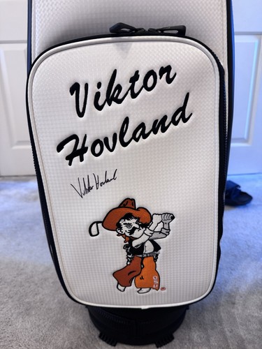 Viktor hovland signed - viktor,