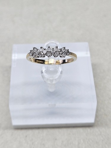 9kt yellow gold - &, diamond