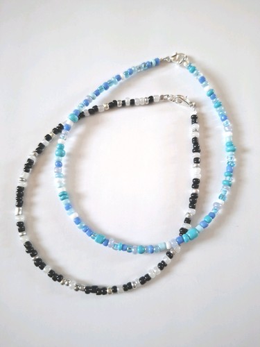 Blue black glass bead - &, ankle