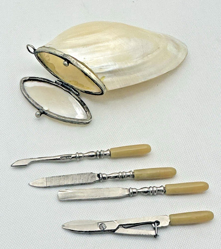 1930 miniature manicure set - miniature,