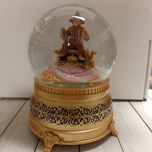 Phantom the opera monkey - ,