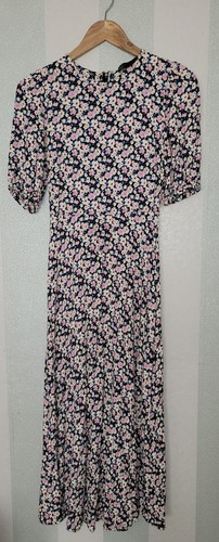 Holly willoughby floral - holly,