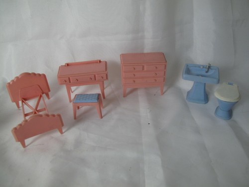 Vintage dolls house - vintage, furniture