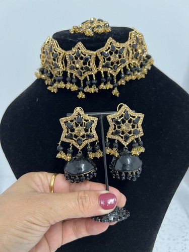 Black and gold choker necklace - and,