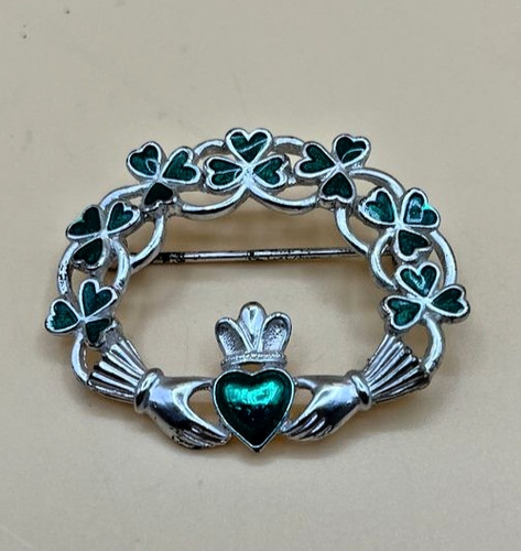 Claddagh shamrock wreath - claddagh,
