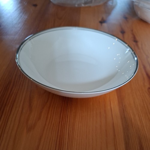 Royal doulton platinum - royal,