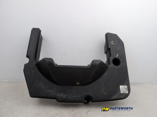 Audi line b8 subwoofer - audi,