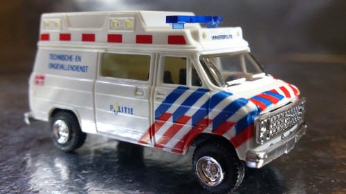 Trident 90131 traffic police - *,