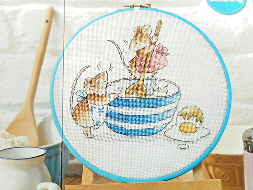 Cute mice baking cake - mice, a
