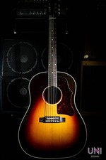Gibson Custom Shop Acoustic