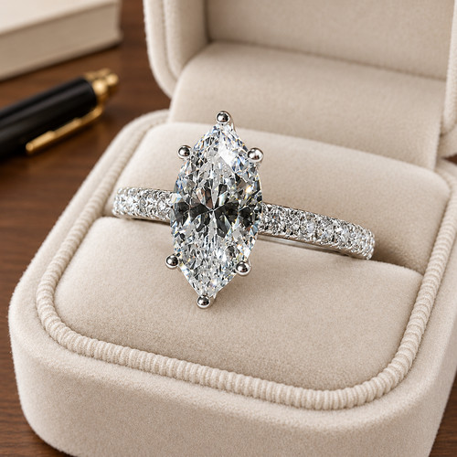 Marquise cut 18k white - ct,