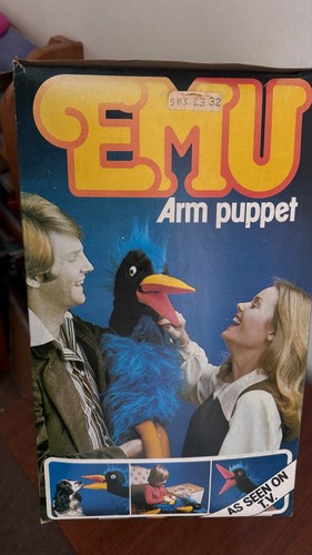Emu arm puppet - (rod, hull)