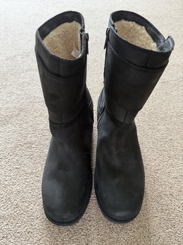 Ugg black sheepskin - black, lined