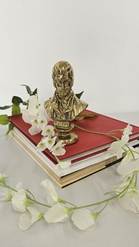 Vintage solid brass bust - solid,