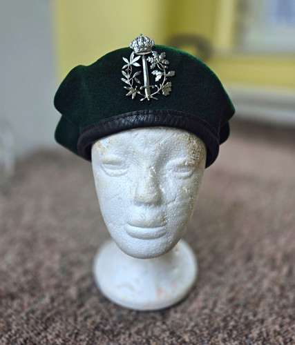 Green military beret hat with - military,