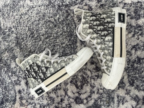 Dior b23 league - b23,