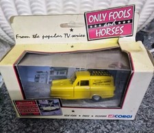 CORGI 05201 1:36 SCALE RELIANT