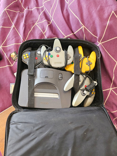Nintendo console bundle - nintendo,