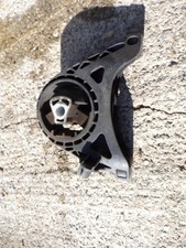 2015 VAUXHALL ASTRA J GTC VXR 2.0 CENTRE GEARBOX MOUNT 