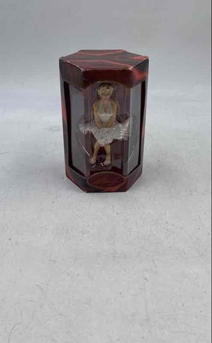 Carlton cards heirloom marilyn - heirloom,