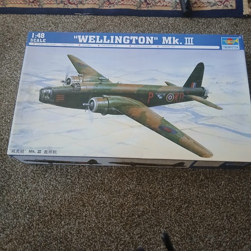 Trumpeter vickers - 1/48,