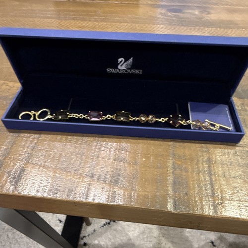 Swarovski gold tone chain - gold,