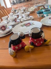 Disney Disneyparks Mickey & Minnie Mouse Egg Cup Set ceramic toothpick holders 