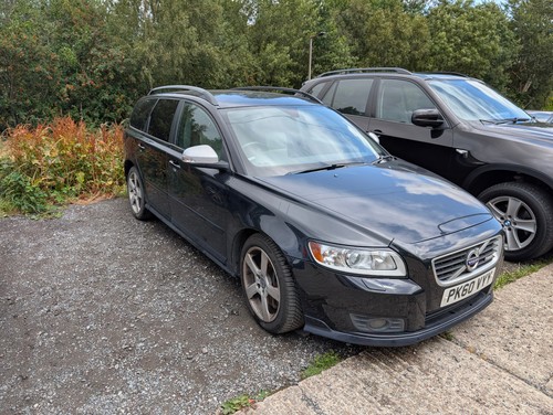 2010 volvo v50 - 2010,