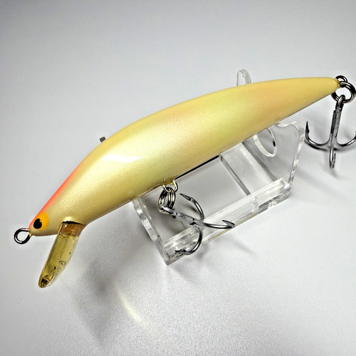 Used tackle house ten - used,